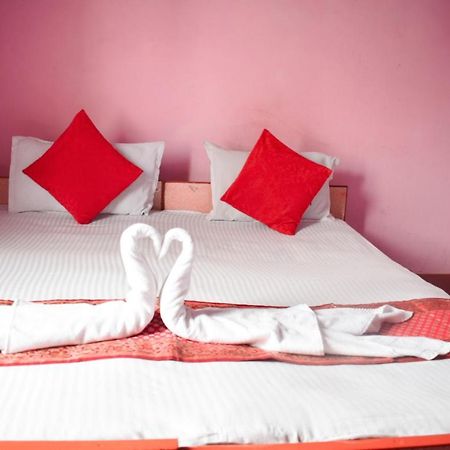 Family Guest House Varanasi Exterior foto