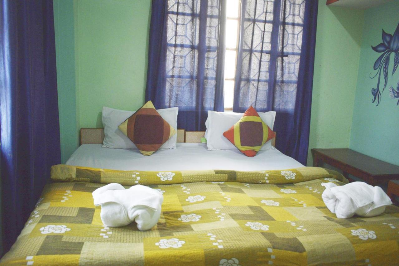 Family Guest House Varanasi Exterior foto